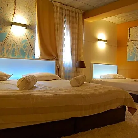 Otel Seasons Glavatarski 3*