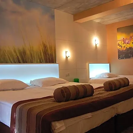 Seasons Glavatarski 3* Kŭrdzhali